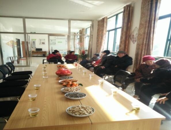邳州市华颐养老(东湖街道)综合服务中心 —庆元宵茶话会