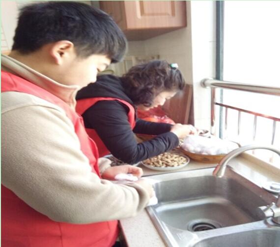 邳州市华颐养老(东湖街道)综合服务中心 —庆元宵茶话会